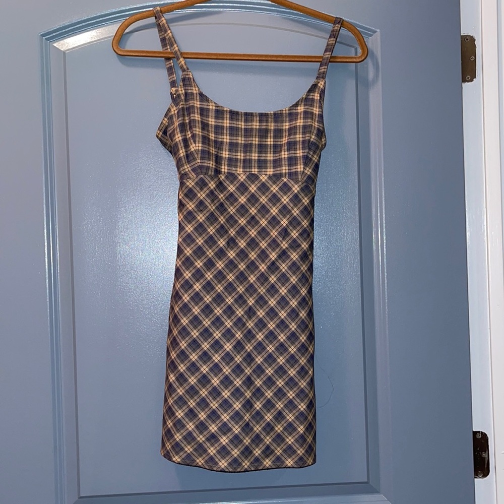 Aeropostale Xs gray beige plaid dress excellent shape